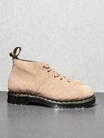 Dr. Martens church peach beige lichtroze suede boots maat 43, Kleding | Heren, Schoenen, Ophalen of Verzenden, Zo goed als nieuw