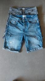 2 jongens korte broeken maat S, Ophalen of Verzenden, Gedragen, Blauw