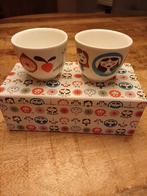 Isak Schaal Kopjes met Doos, Huis en Inrichting, Keramiek, Ophalen of Verzenden, Zo goed als nieuw, Overige stijlen