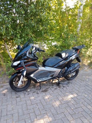 Aprilia srv 850 compleet in onderdelen 850cc gp 800 beschikbaar voor biedingen