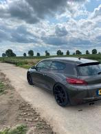 Volkswagen Scirocco 1.4 TSI 90KW BMT 2011 Bruin, Auto's, Voorwielaandrijving, 4 cilinders, Bruin, 4 stoelen