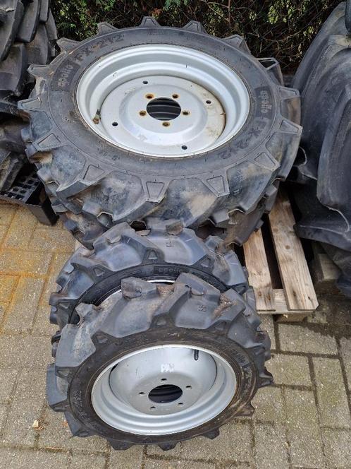 Trekker banden set als  nieuwe, Zakelijke goederen, Agrarisch | Onderdelen | Banden, Velgen en Assen