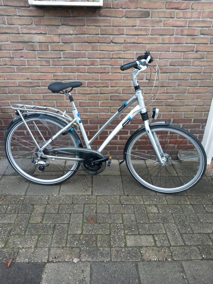 Giant Cosmo [56cm] Damesfiets in Nette Staat., Fietsen en Brommers, Fietsen | Dames | Sportfietsen en Toerfietsen, Gebruikt, Giant
