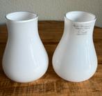 2 Ikea design Pia Amsell en Barbro Wesslander vaasjes, Wit, Ophalen of Verzenden, Minder dan 50 cm, Glas