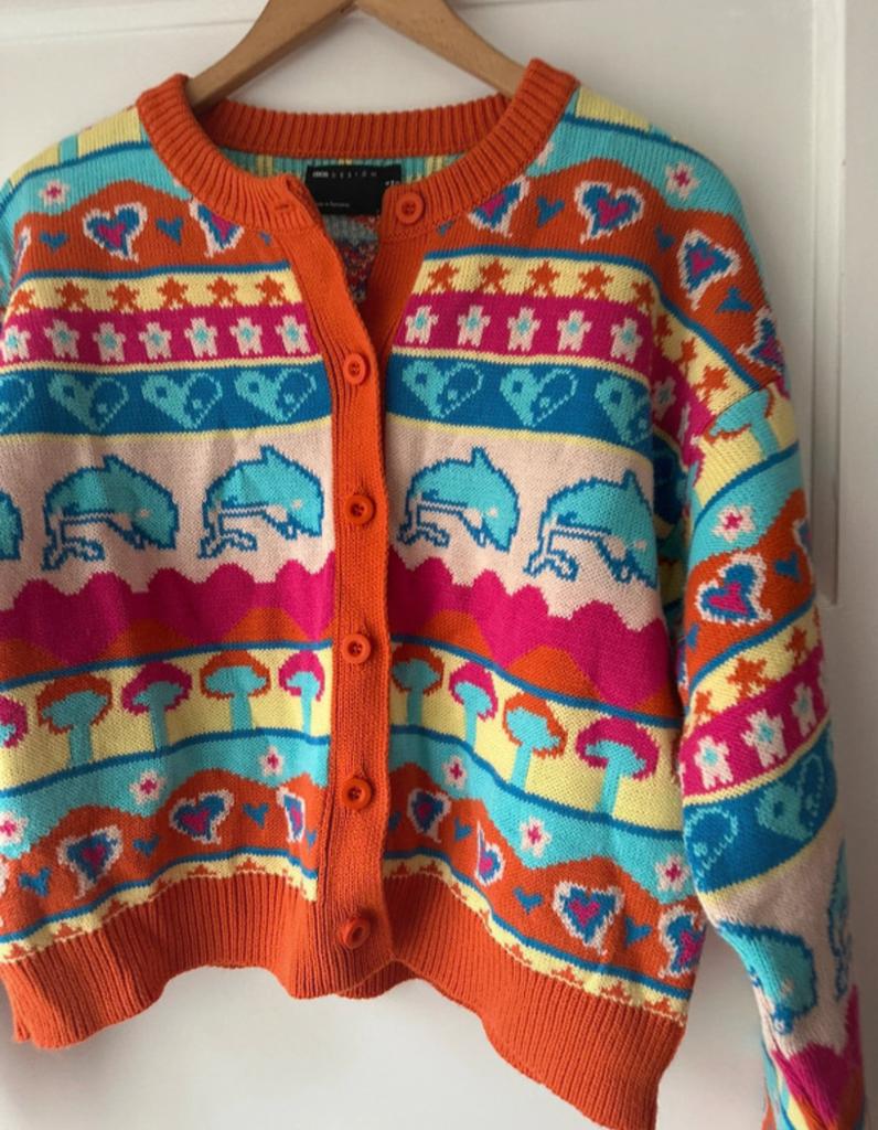 Superleuk kleurrijk vest hart paddestoel dolfijn Asos XS, Kleding | Dames, Truien en Vesten, Zo goed als nieuw, Ophalen of Verzenden