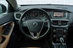 Volvo V40 Cross Country 1.5 T3 Summum | Panoramadak | Harman, 12 maanden, Euro 6, 4 cilinders, Zwart