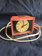 Vintage wekker klok, Ophalen of Verzenden, Zo goed als nieuw, Wekker of Tafelklok