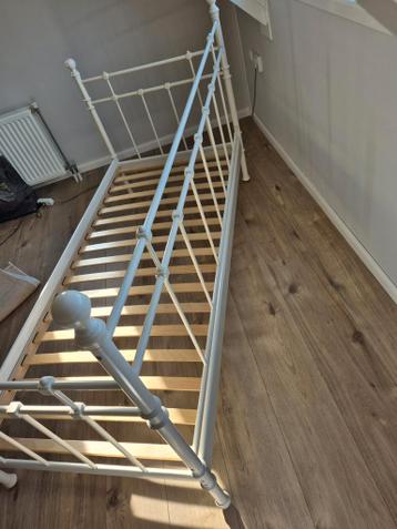 IKEA Hemnes Bedframe - Wit/Crème - Staal - afbeelding 3