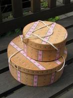 Twee Doosjes van Hout., Ophalen of Verzenden