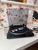 Akai Platenspeler met USB - AT010, Audio, Tv en Foto, Platenspelers, Ophalen of Verzenden, Zo goed als nieuw, USB-aansluiting