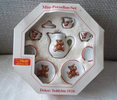 Steiff. Porseleinen mini Kinderserviesje compleet.(9-Delig)., Verzamelen, Speelgoed, Zo goed als nieuw, Ophalen of Verzenden