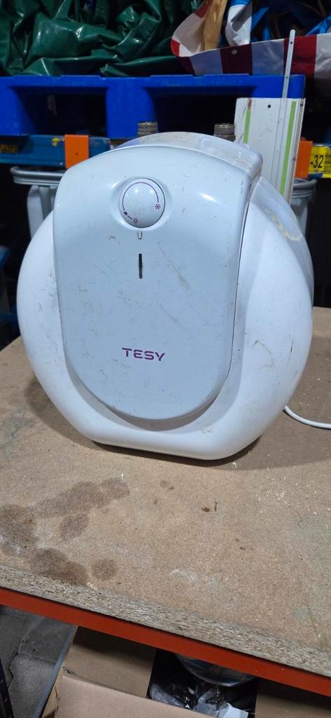 Te koop tesy boiler 2 stuks, Witgoed en Apparatuur, Luchtbehandelingsapparatuur, Luchtontvochter, Ophalen of Verzenden