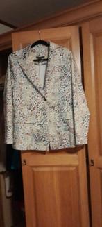 Nieuwe blazer merk creme de la creme, Kleding | Dames, Jasjes, Kostuums en Pakken, Ophalen of Verzenden, Zo goed als nieuw, Beige