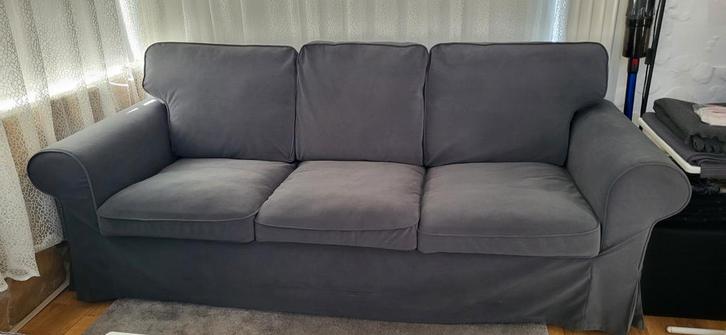 Zo goed als nieuw! Ikea Ektorp 3 zits bank!, Huis en Inrichting, Banken | Bankstellen, Zo goed als nieuw, Tweepersoons, 200 tot 250 cm
