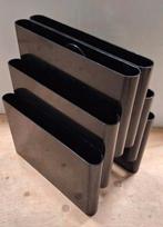 Kartell 4675 Lectuurbak, Giotto Stoppino Design, Gebruikt, Customercare@kartell.com, Via delle Battaglie, 48, 20122 Milano MI, Italy