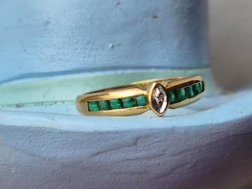 Vintage gouden ring 18 karaat met diamant & smaragd beschikbaar voor biedingen