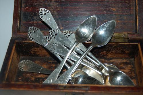 Schoonhoven: 12 zilveren lepeltjes in antiek doosje, Antiek en Kunst, Antiek | Goud en Zilver, Zilver, Ophalen of Verzenden