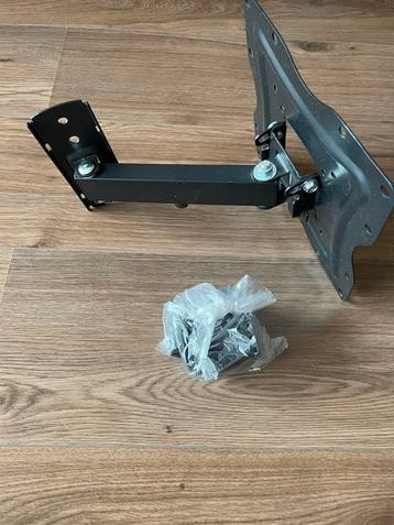 TV muurbeugel ISY IWB 3100 beschikbaar voor biedingen