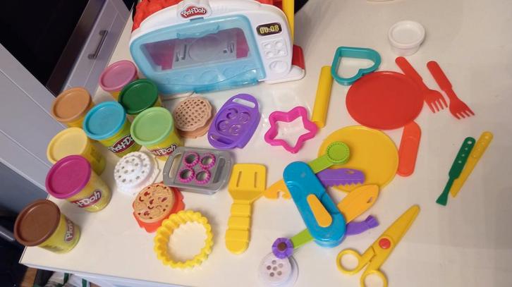Play-Doh Oventje met Accessoires, Kinderen en Baby's, Speelgoed | Overig, Gebruikt, Jongen of Meisje, Ophalen of Verzenden