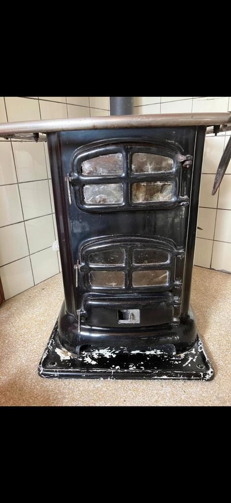 Oude 3 gaats kachel/ kolenkachel / allesbrander, Huis en Inrichting, Kachels, Gebruikt, Vrijstaand, Allesbrander, Hout, Ophalen