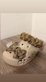 Elegante Charms voor crocs, Ophalen of Verzenden, Nieuw, Beige, Slippers