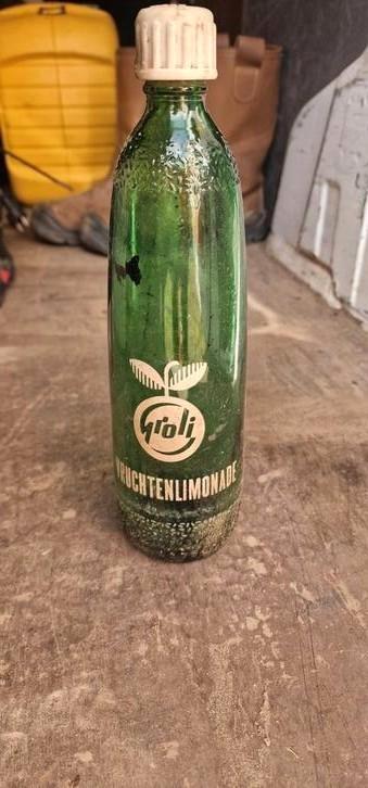 Groli fles beschikbaar voor biedingen