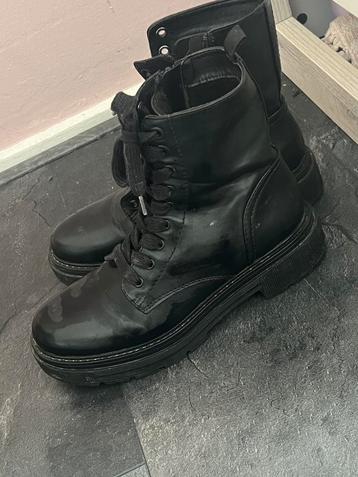 Dames schoenen  beschikbaar voor biedingen