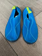 Blauwe Decathlon waterschoenen maat 34-35, Ophalen of Verzenden, Gebruikt
