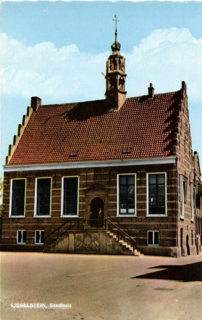 IJsselstein, Stadhuis - ongelopen, Verzamelen, Ansichtkaarten | Nederland, Ongelopen, Noord-Brabant, Voor 1920, Ophalen of Verzenden