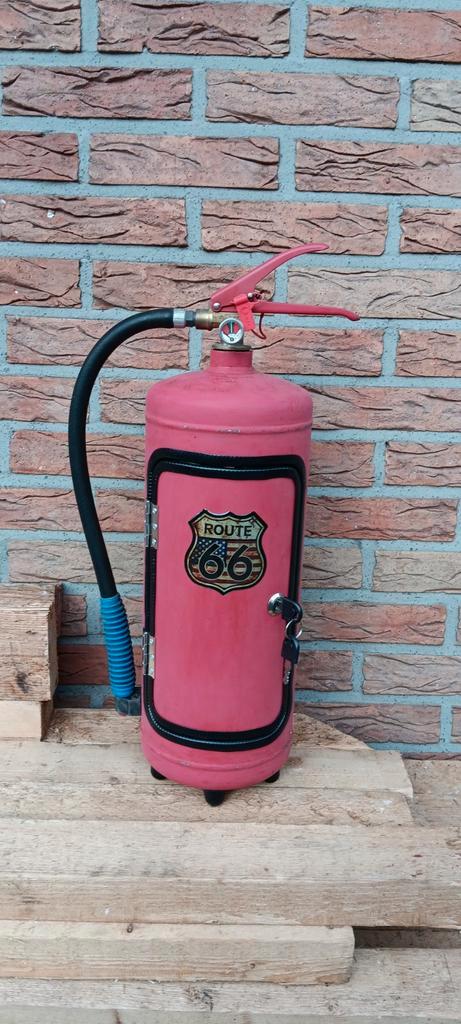 Route 66 Brandblusser Minibar., Huis en Inrichting, Woonaccessoires | Overige, Nieuw, Ophalen of Verzenden