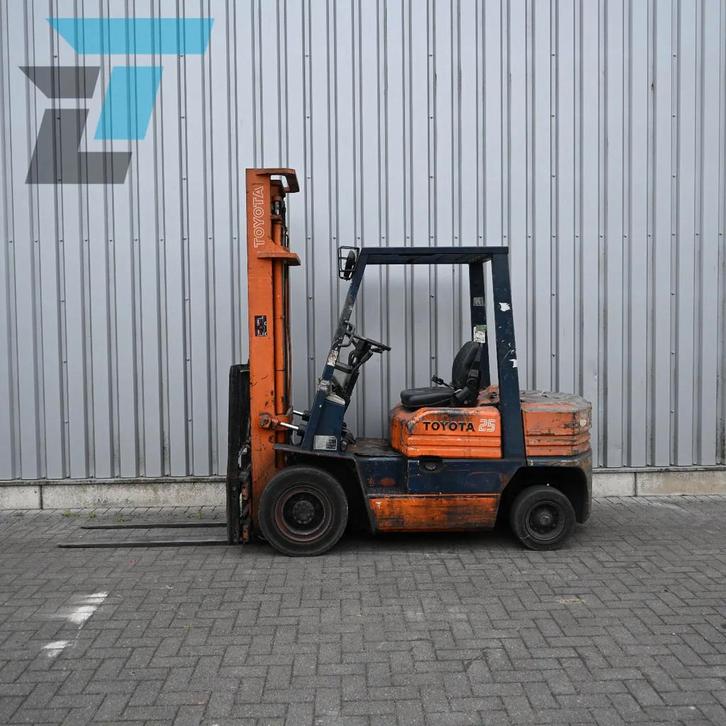 Toyota 02-5FDF25 (bj 1991), Zakelijke goederen, Machines en Bouw | Heftrucks en Intern transport, Heftruck, Diesel, 2000 tot 3000 kg