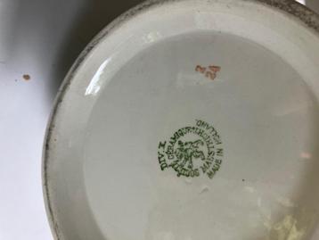 Waterkan Maastrichts keramiek beschikbaar voor biedingen