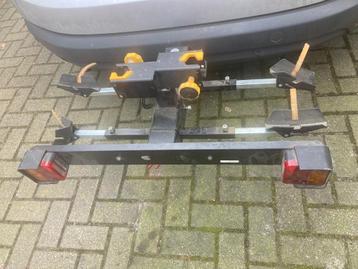 Hawk fietsdrager voor twee fietsen beschikbaar voor biedingen