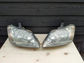 KOPLAMP Links&Rechts - FORD FOCUS C-Max - Bouwj. 2007>2010 beschikbaar voor biedingen