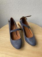Blauwe pumps maat 39 enkelbandje Sacha, Ophalen, Pumps, Blauw, Zo goed als nieuw