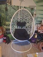 Mooi witte xenos hangstoel, Tuin en Terras, Tuinstoelen, Ophalen, Gebruikt, Rotan