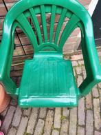2 plastic stoeltjes groen, Plastic, Ophalen of Verzenden, Zo goed als nieuw