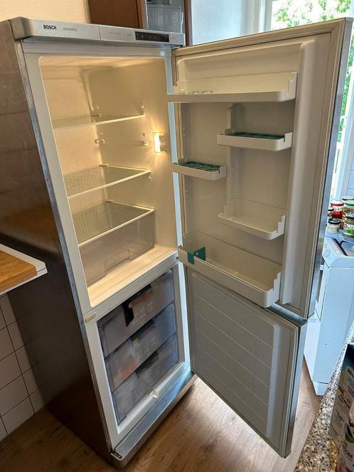 Ruime Bosch Economic RVS koelvriescombi koelkast vriezer, Witgoed en Apparatuur, Koelkasten en IJskasten, Zo goed als nieuw, Met aparte vriezer