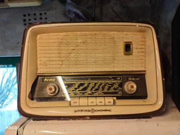 Loewe Opta buizenradio.  beschikbaar voor biedingen