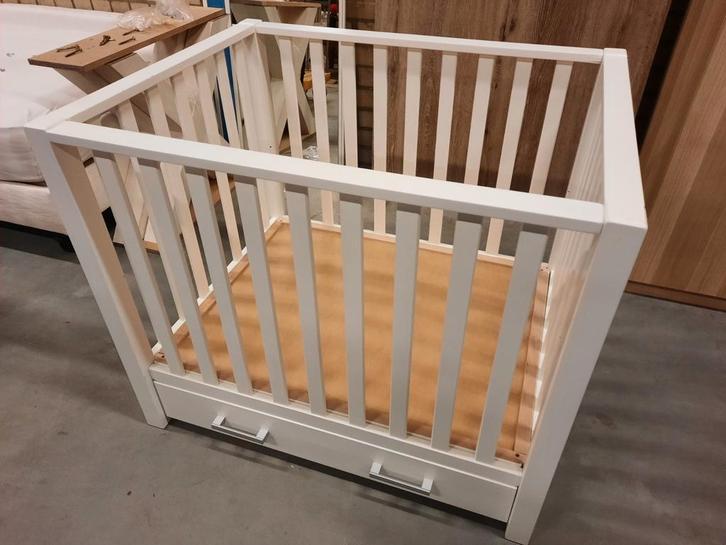 Witte Casper box van Timgro  Afm box lxbxh = 100x79x85 cm, Kinderen en Baby's, Boxen, Gebruikt, Rechthoekig, In hoogte verstelbaar