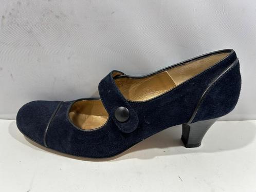 Lilian, maat 38.5 Tijdloze zwarte bandschoenen, Kleding | Dames, Schoenen, Zo goed als nieuw, Schoenen met lage hakken, Zwart
