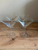 Set van 4 Martini Glazen, Huis en Inrichting, Glas of Glazen, Ophalen of Verzenden, Effen, Glas