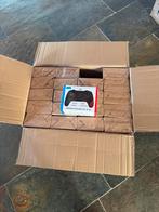 Partijhandel 40 controllers nieuw en ingepakt, Verzenden, Nieuw, Laadkabel