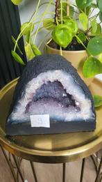 Leuke amethist geode Brazilië, Verzamelen, Mineralen en Fossielen, Ophalen of Verzenden, Mineraal
