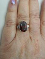 Zilveren vintage ring met rode steen maat 16.25 nr.122