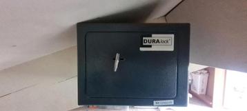 Duralock Brandkast Kluis - Nieuwstaat + 2 Sleutels beschikbaar voor biedingen