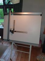Nette verstelbare tekentafel, Ophalen, Zo goed als nieuw, Minder dan 130 cm, Verlichting