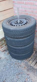 15 inch stalen velgen met nog bijna nieuwe banden, Auto-onderdelen, Banden en Velgen, Ophalen, Gebruikt, 15 inch, Winterbanden