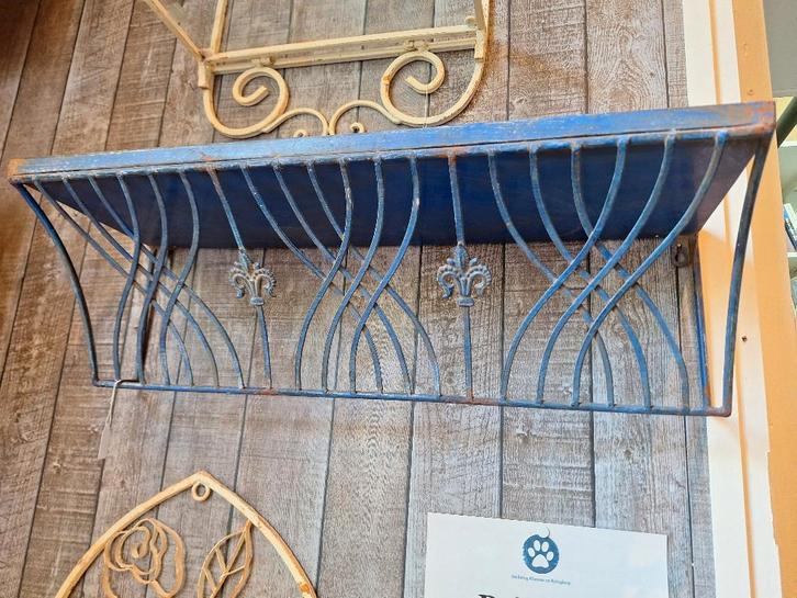 Toffe metalen wandplank, nieuw uit de doos, Huis en Inrichting, Woonaccessoires | Wandplanken en Boekenplanken, Nieuw, Ophalen