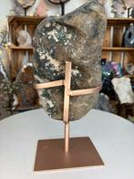 Amethist op standaars, Verzamelen, Mineralen en Fossielen, Ophalen of Verzenden, Mineraal